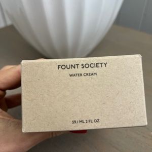 NEW IN BOX - FOUNT SOCIETY WATER CREAM, LUXE SKINCARE 2 FL OZ FULL SIZED